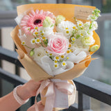 Champagne Dreamscape Flower Bouquet