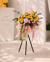 Aida Opening Flower Stand