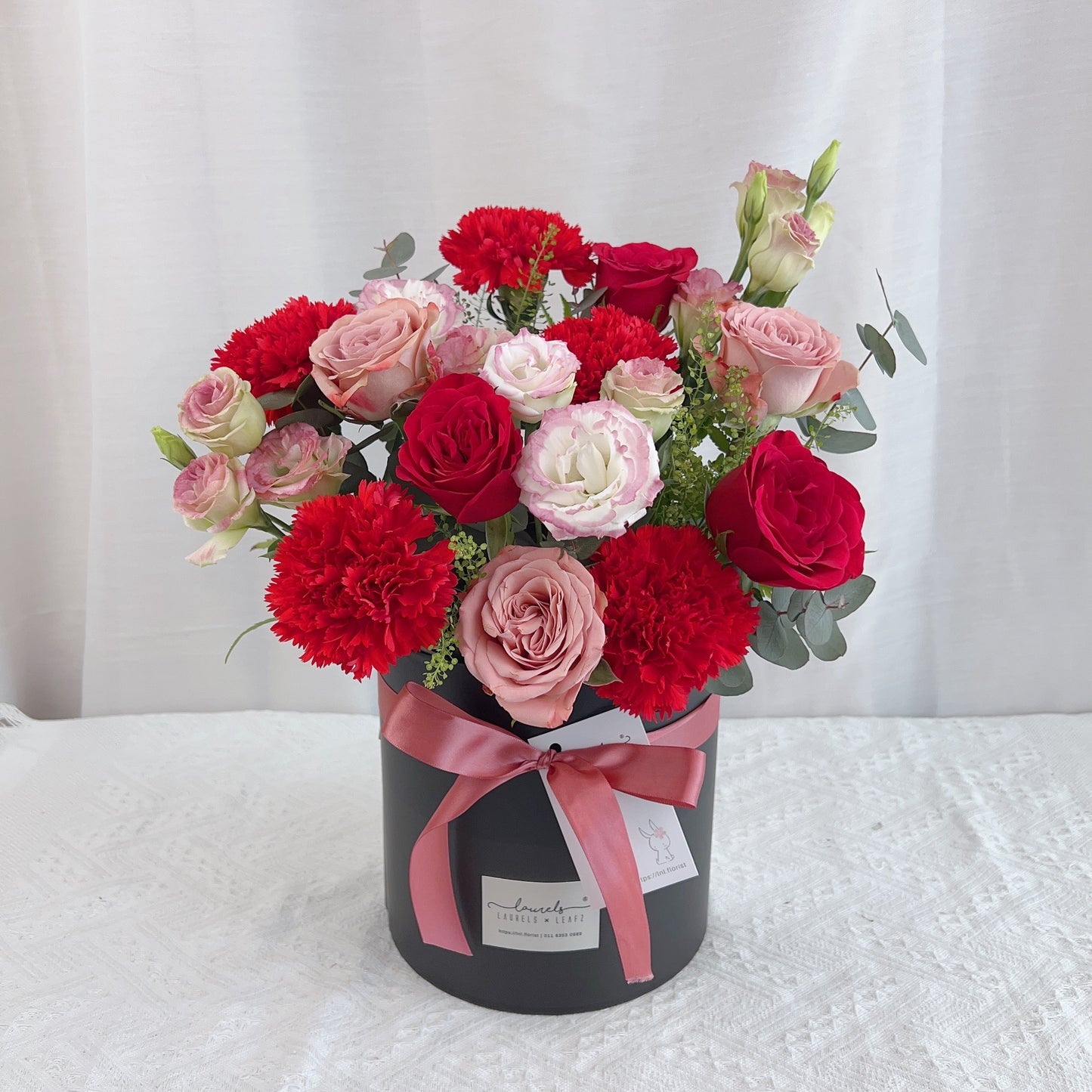Alaia Flower Box | Remarkable Flower Arrangement For Mother's Day