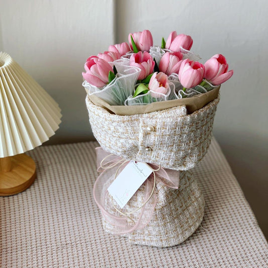  Classic Tulip Bouquet | LnL Florist