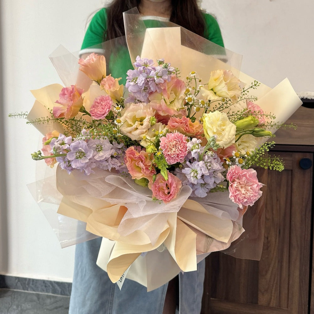 MD2024 Kaia Flower Bouquet | Laurels & Leafz