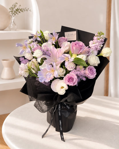 Noir Fleur | Pastel Purple Rose Bouquet with Lilies