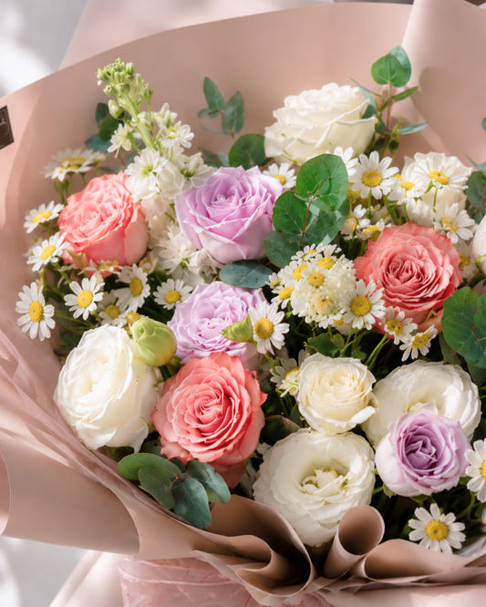 Rowena Cappuccino Flower Bouquet