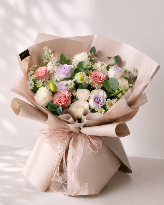 Rowena Cappuccino Flower Bouquet