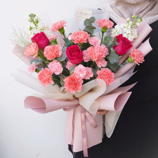 Carnelle Carnation Flower Bouquet (MD)