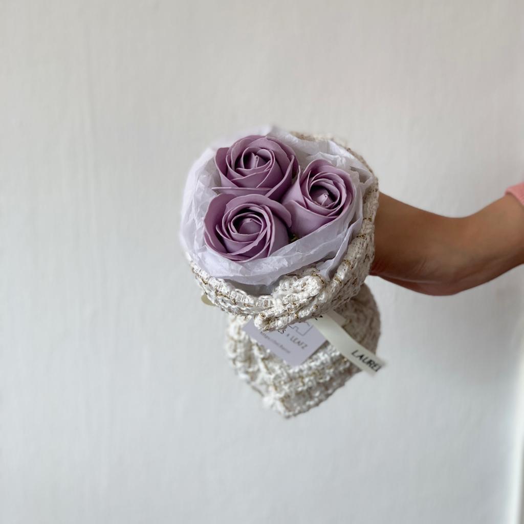 Mini Classic Soap Rose Bouquet