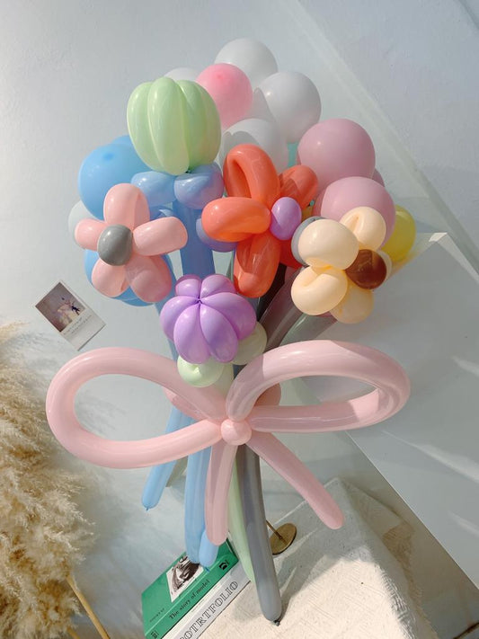 Flower Balloon Hobby Class 气球花束兴趣班