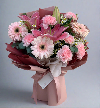 Wonderful Emma Flower Bouquet | Exclusively for Mother's Day 
