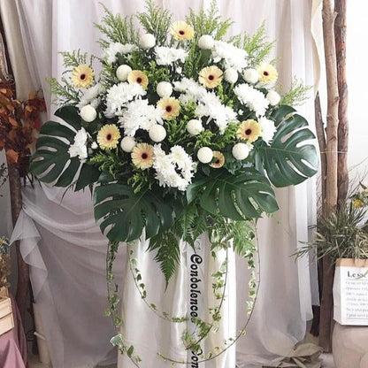 Remembrance Condolences Flower Stand | Laurels & Leafz
