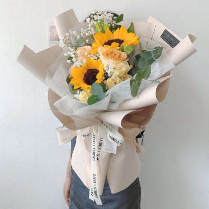 Benjamin Sunflower Mix Flower Bouquet